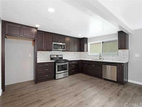 869 E Gladwick St, Carson, CA 90746 photo 5