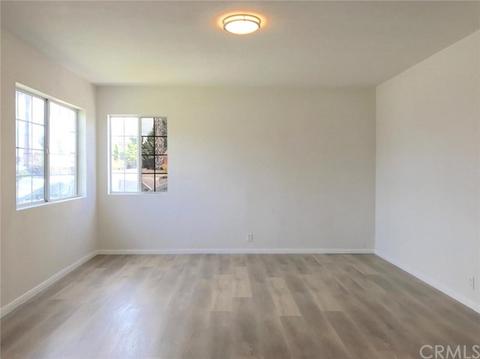 2146 E Shauer St, Compton, CA 90222 photo 4