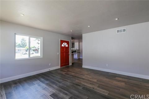 4354 Santee Pl, Riverside, CA 92504 photo 4