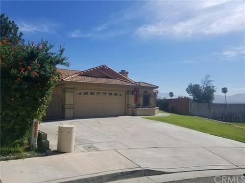 4288 Estrada Dr, Riverside, CA 92509 photo 2