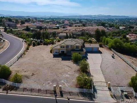 18451 Sunset Knoll Dr, Riverside, CA 92504 photo 4