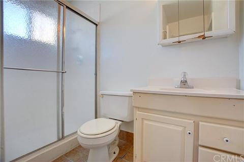 223 E Shady Grove Dr, Riverside, CA 92507 photo 14