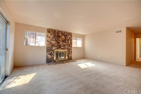 223 E Shady Grove Dr, Riverside, CA 92507 photo 8