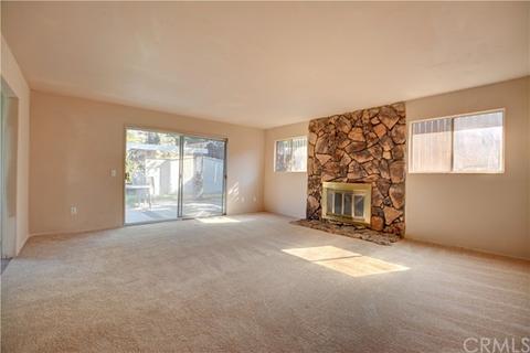 223 E Shady Grove Dr, Riverside, CA 92507 photo 9