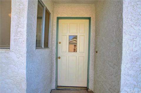 223 E Shady Grove Dr, Riverside, CA 92507 photo 4