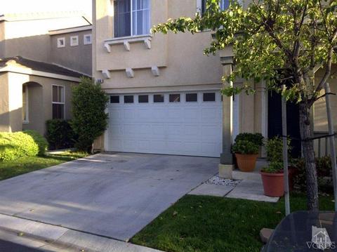 1541 Quincy St, Oxnard, CA 93033 photo 1