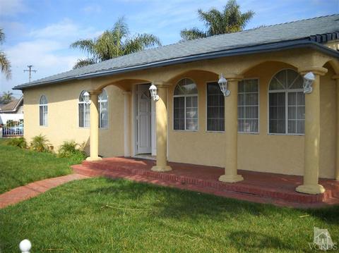 834 N C St, Oxnard, CA 93030 photo 1