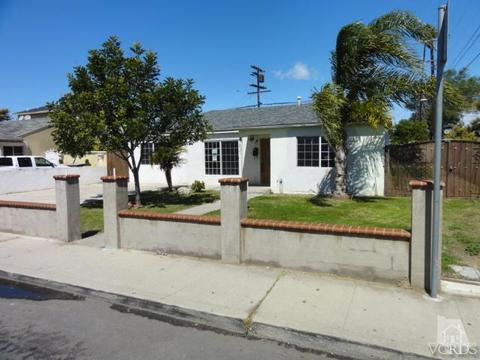 231 Lark St, Oxnard, CA 93033 photo 1