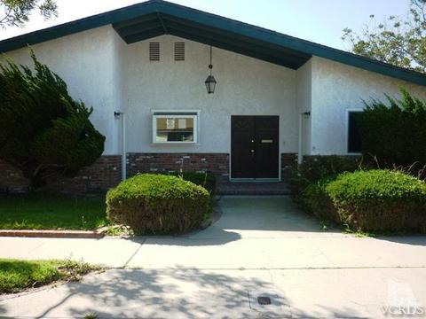 1910 Lincoln Ct, Oxnard, CA 93033 photo 1