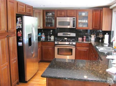 2207 N Castle Ct, Simi Valley, CA 93063 photo 1