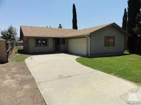 858 Pacific Ave, Simi Valley, CA 93065 photo 1