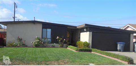 925 Ontario St, Oxnard, CA 93035 photo 1