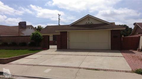 1340 Bluebell St, Oxnard, CA 93036 photo 1