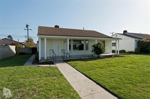 714 Devonshire Dr, Oxnard, CA 93030 photo 1