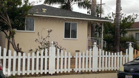 233 W Robert Ave, Oxnard, CA 93030 photo 1