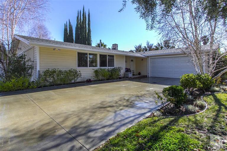 90 Birchwood Ave, Oak Park, CA 91377 photo 1