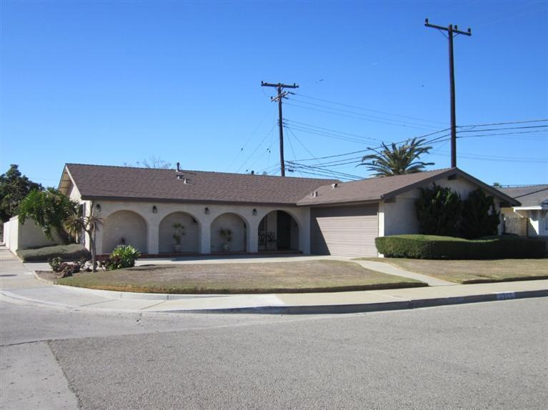 1915 Mono St, Oxnard, CA 93036 photo 1