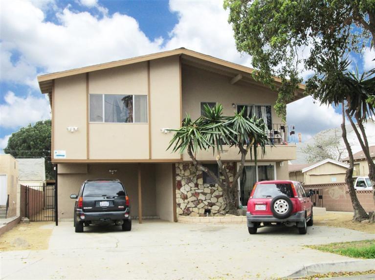 321 W 1st St, Oxnard, CA 93030 photo 1