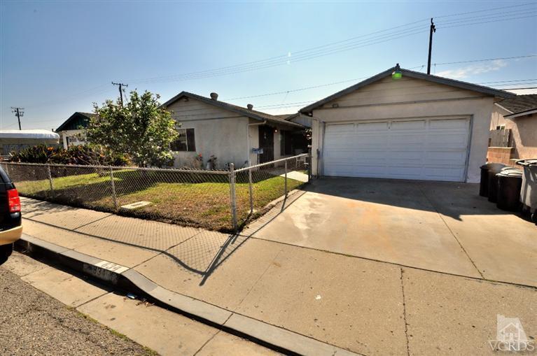 834 Teakwood St, Oxnard, CA 93033 photo 1