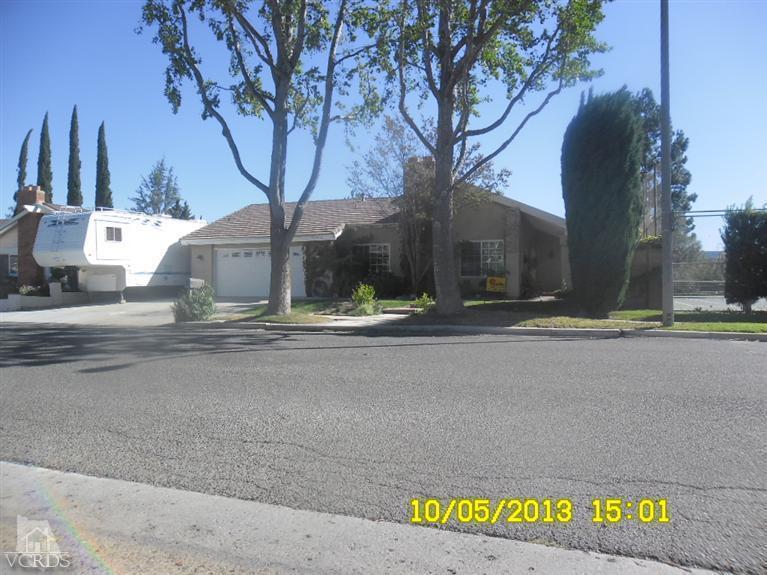 2258 E Pinecrest St, Simi Valley, CA 93063 photo 1