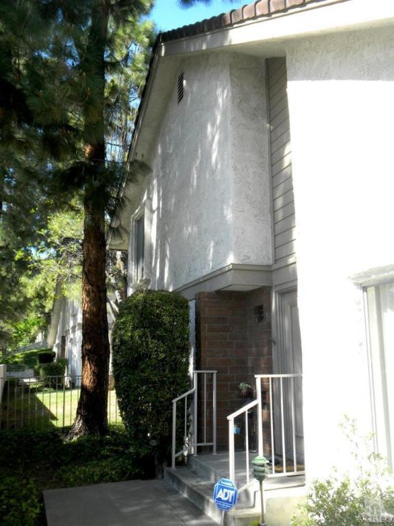 320 N Kanan Rd, Oak Park, CA 91377 photo 1
