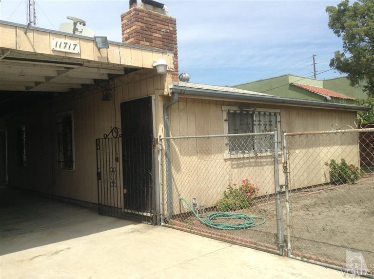 11717 Pendleton St, Sun Valley, CA 91352 photo 1