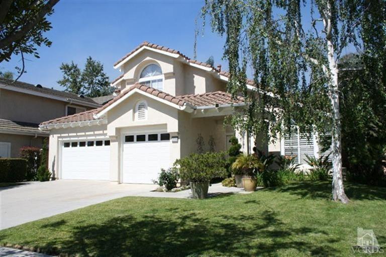 2209 Pebble Beach Trl, Oxnard, CA 93036 photo 1