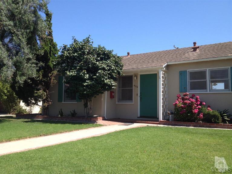 426 E Iris St, Oxnard, CA 93033 photo 1