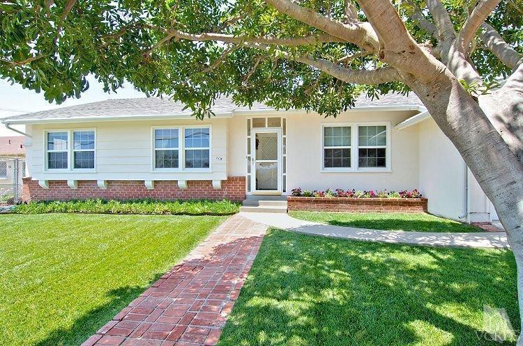 115 E Loop Dr, Camarillo, CA 93010 photo 1