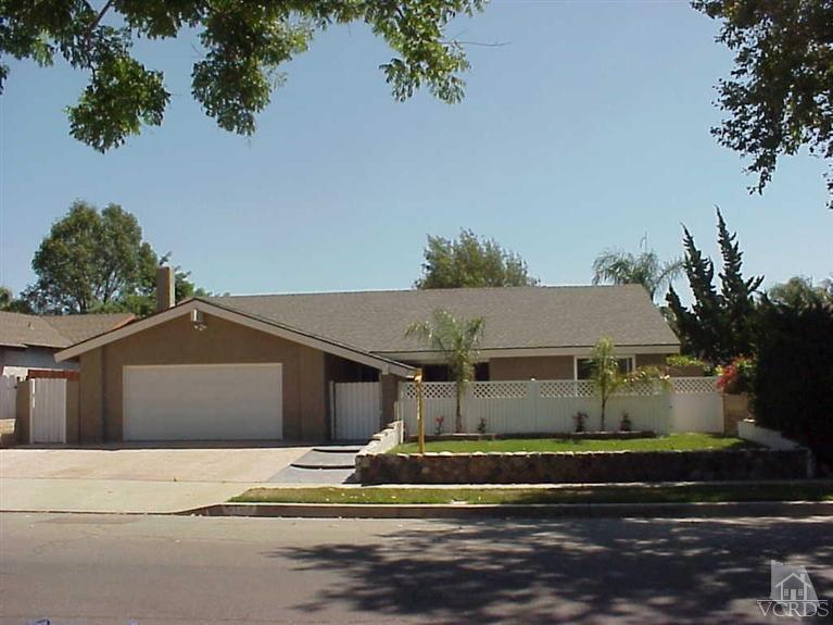 2124 Bromfield St, Simi Valley, CA 93065 photo 1