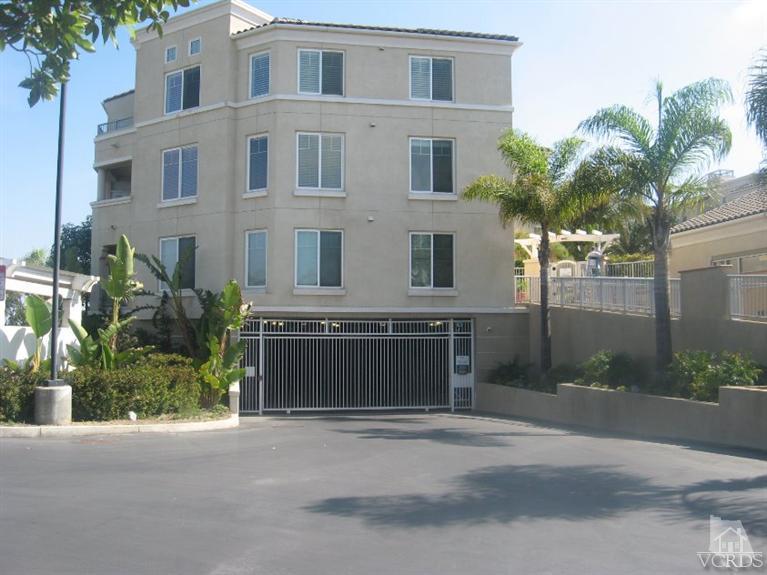 4264 Tradewinds Drive Dr, Oxnard, CA 93035 photo 1