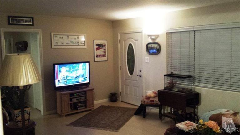4193 Helene St, Simi Valley, CA 93063 photo 1