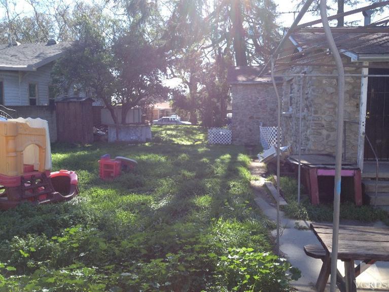 1025 Plum Ave, Ontario, CA 91761 photo 1