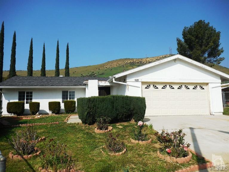 2249 Castle Ct, Simi Valley, CA 93063 photo 1