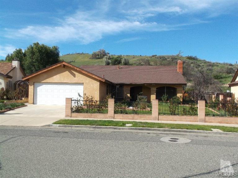 877 Crosby Ave, Simi Valley, CA 93065 photo 1