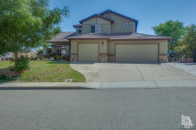 42108 Pleasant View Dr, Lancaster, CA 93536 photo 1