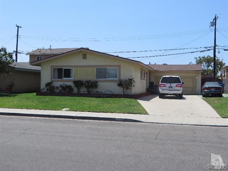 1240 W Kamala St, Oxnard, CA 93033 photo 1
