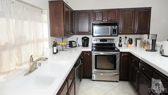 640 Indian Oak Ln #103, Oak Park, CA 91377 photo 1