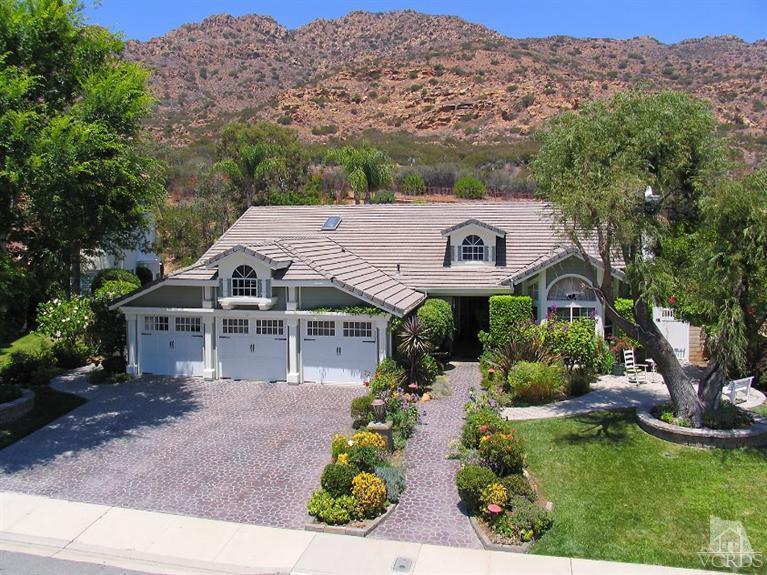 1470 Forest Knoll Dr, Oak Park, CA 91377 photo 1