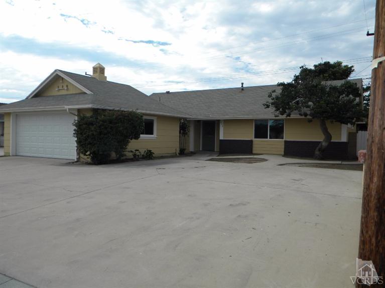 1241 Fuchsia St, Oxnard, CA 93036 photo 1