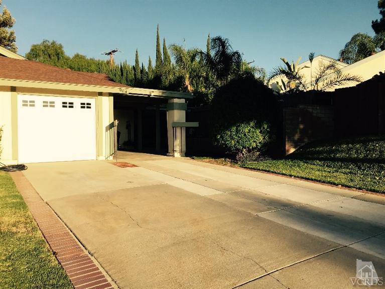 904 Stanford Dr, Simi Valley, CA 93065 photo 1