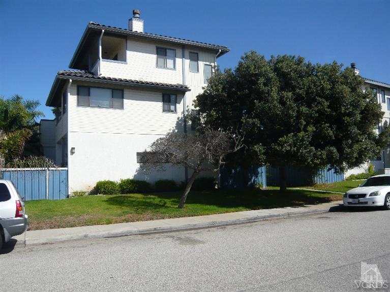 5231 Driftwood St, Oxnard, CA 93035 photo 1