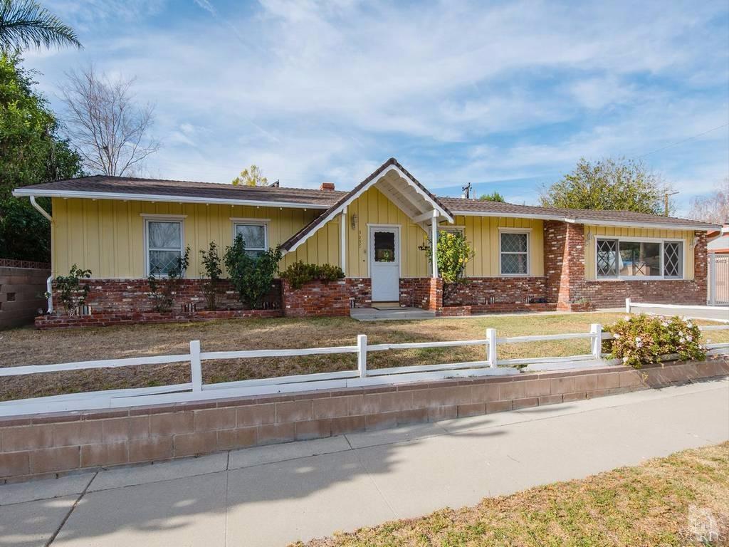 3037 Berros St, Simi Valley, CA 93063 photo 1