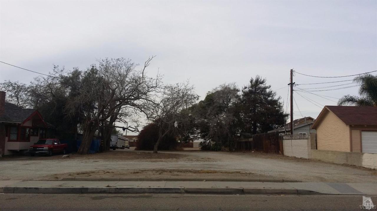 1227 S C St, Oxnard, CA 93033 photo 1