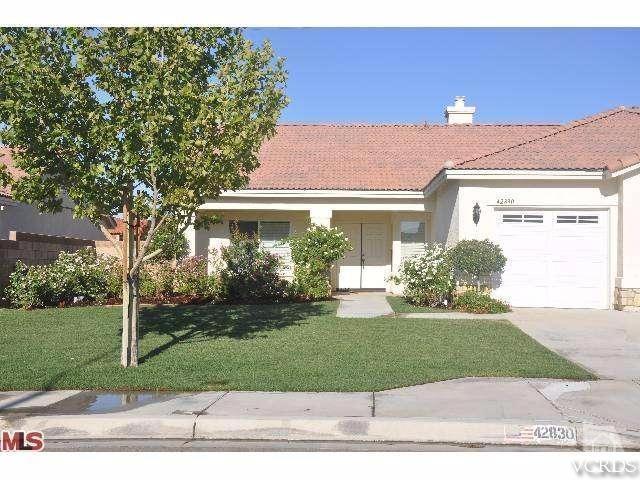 42830 Fairlee Dr, Lancaster, CA 93536 photo 1