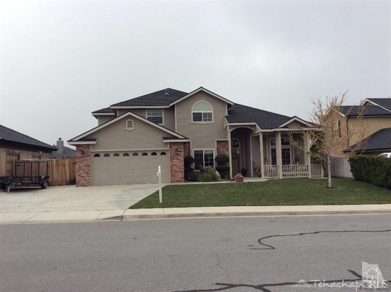 1303 Fair Oak Dr, Tehachapi, CA 93561 photo 1