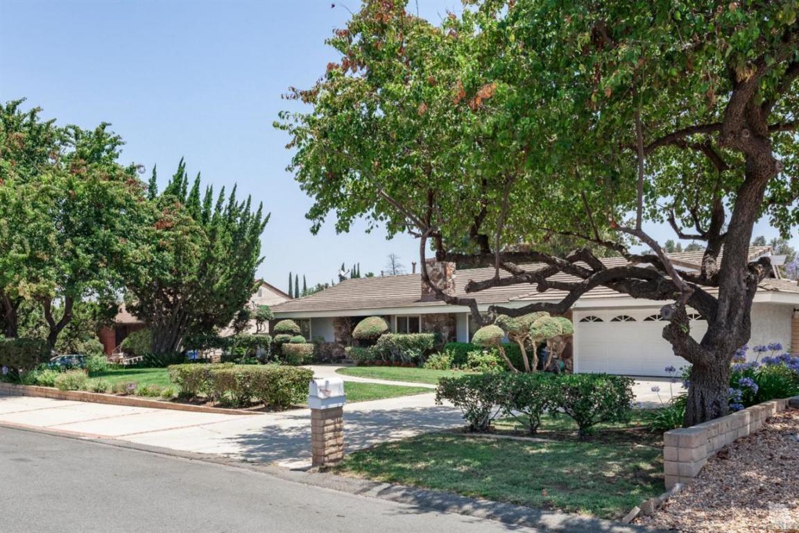 1090 Carmel Dr, Simi Valley, CA 93065 photo 1