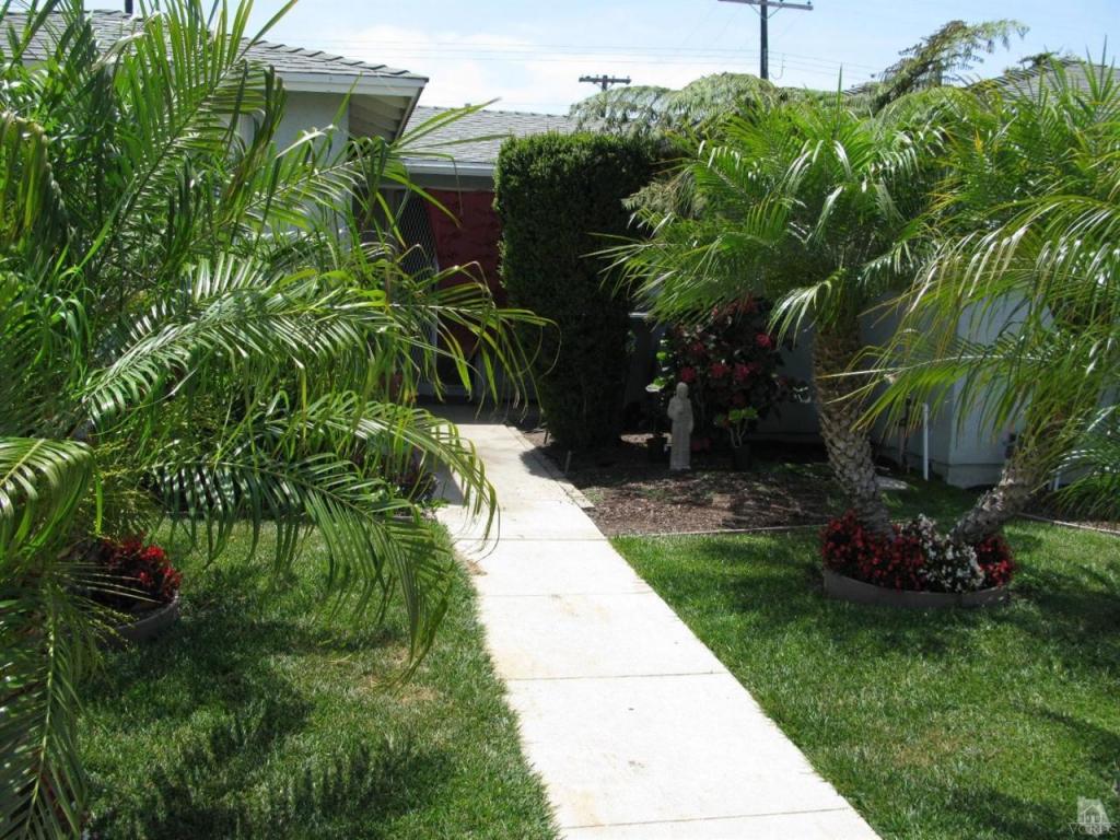 810 W Juniper St, Oxnard, CA 93033 photo 1