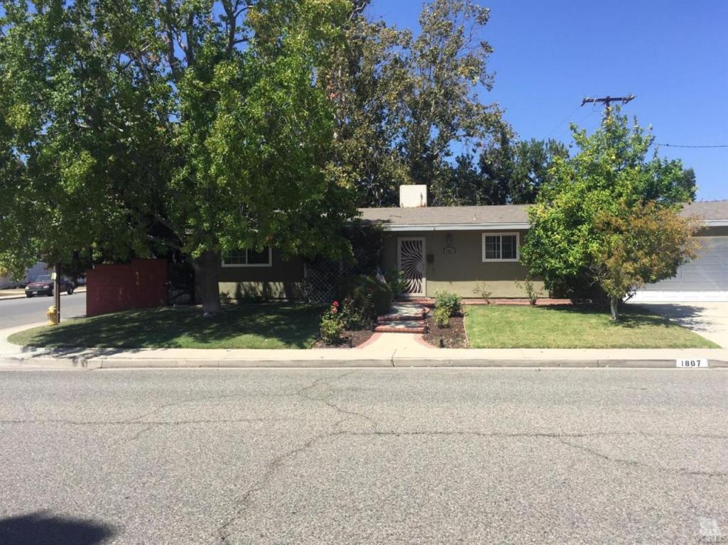 1807 Alviso St, Simi Valley, CA 93065 photo 1