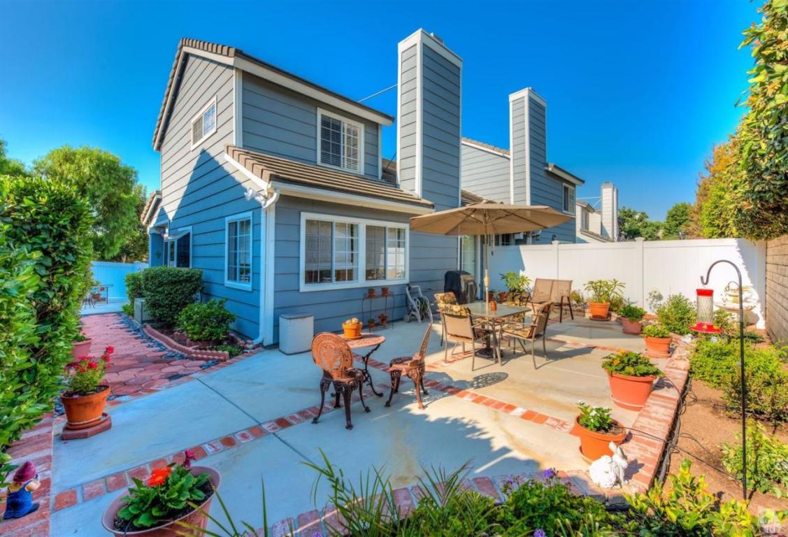2772 Lemon Dr, Simi Valley, CA 93063 photo 1